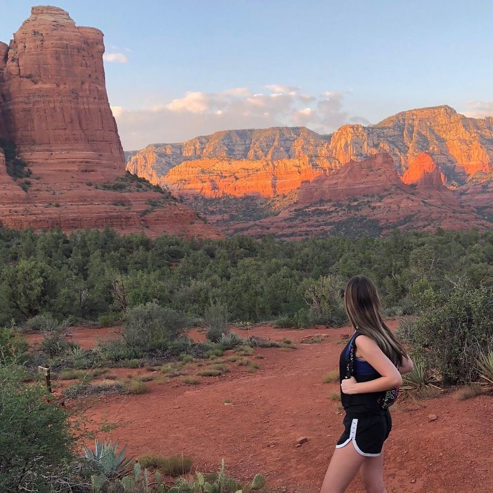 Meet your Posher, Danielle